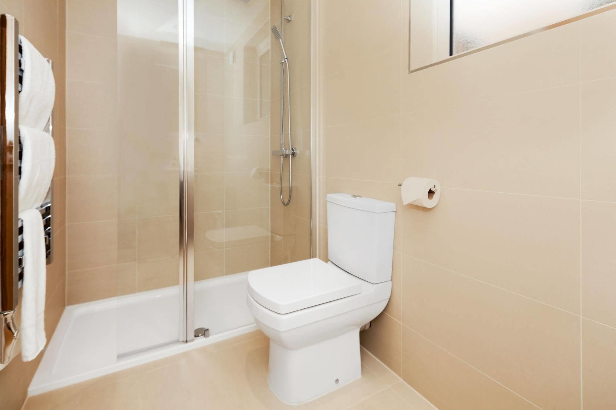 Access West Kensington Apartment London Exterior photo